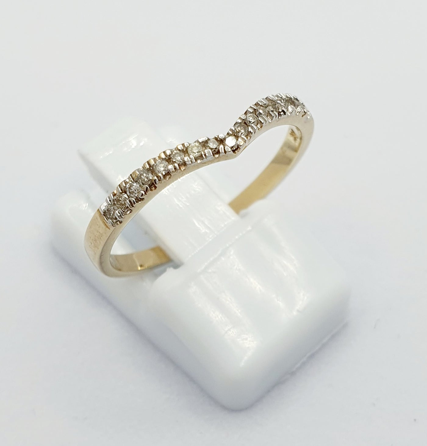 9ct Yellow Gold "V" Shaped Diamond Ring