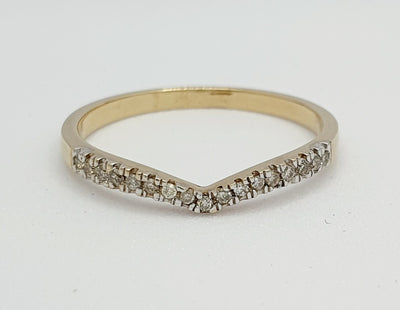 9ct Yellow Gold "V" Shaped Diamond Ring
