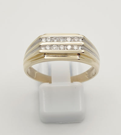 9ct Yellow and White Gold Diamond Gents Ring. Size W
