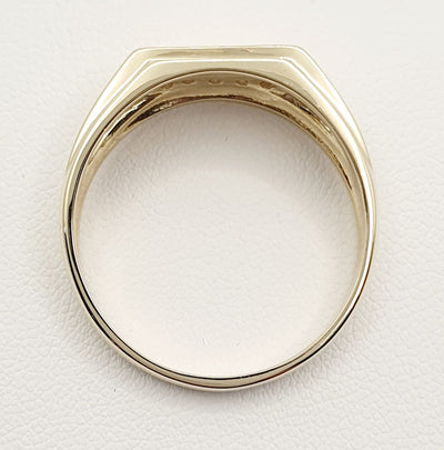 9ct Yellow and White Gold Diamond Gents Ring. Size W