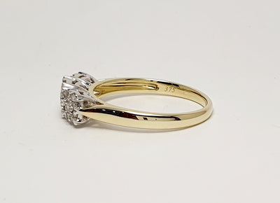 9k White & Yellow Gold Ring Set With 27 Diamonds