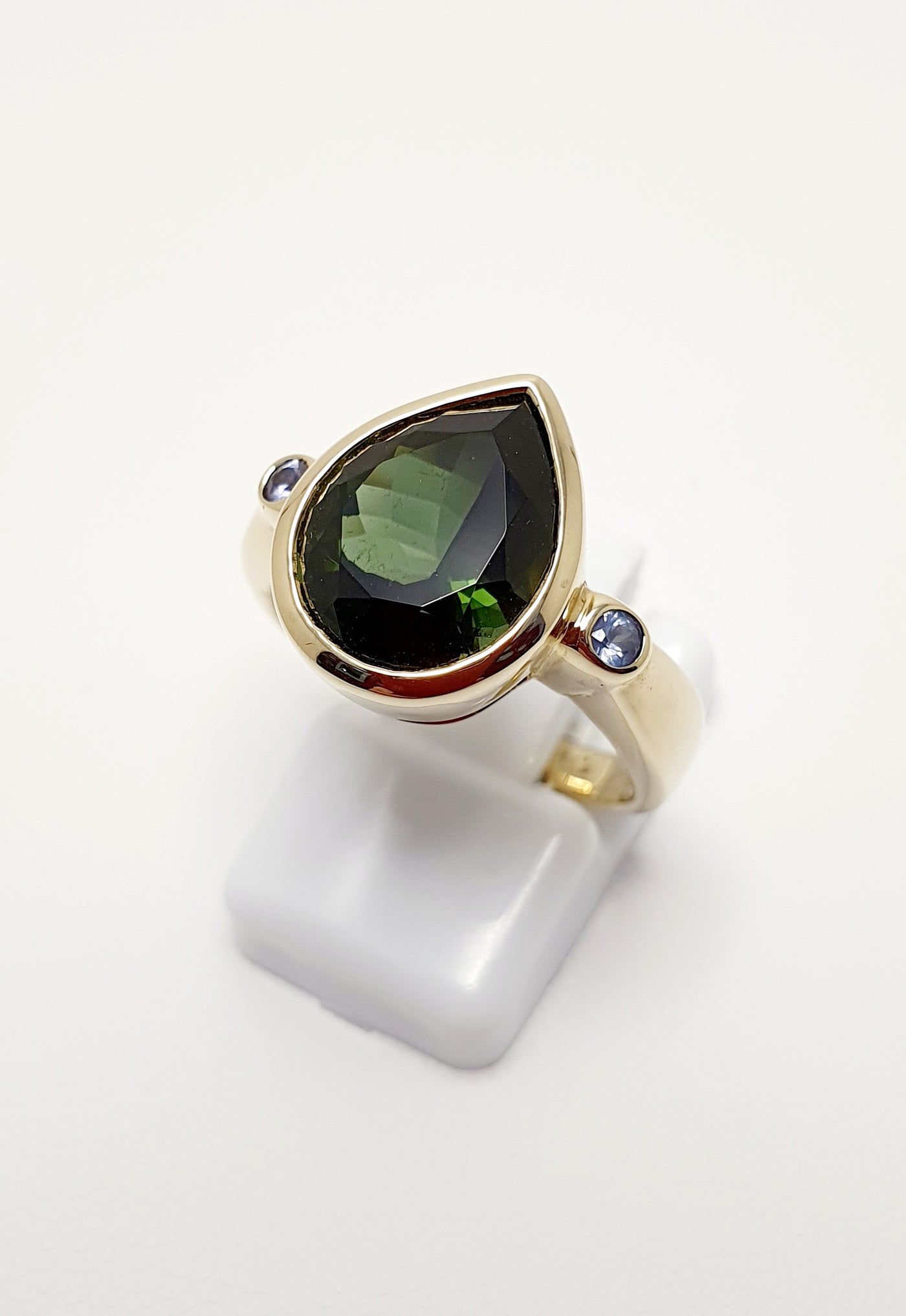 9Ct Yellow Gold, Green Pear Shaped Tourmaline & Iolite Ring