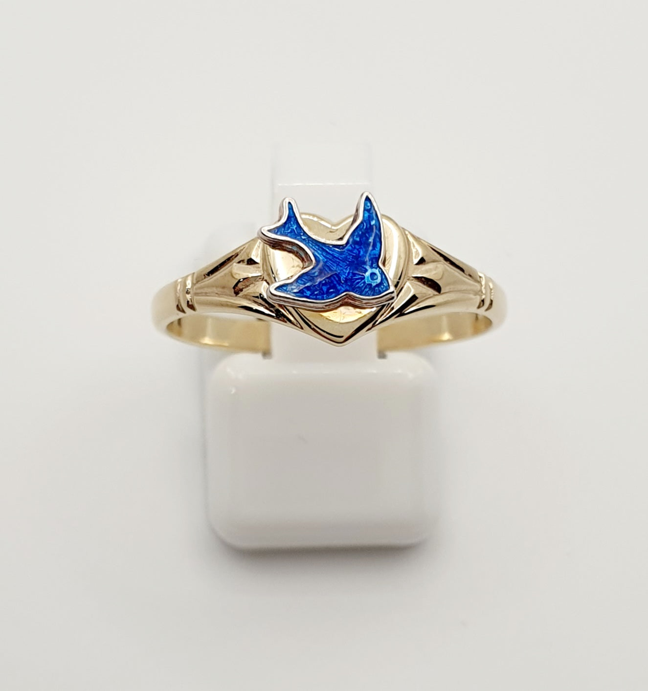 9ct Yellow Gold Signet Ring With S/S Enamel Bluebird. Available in Size O 1/2 and Q.