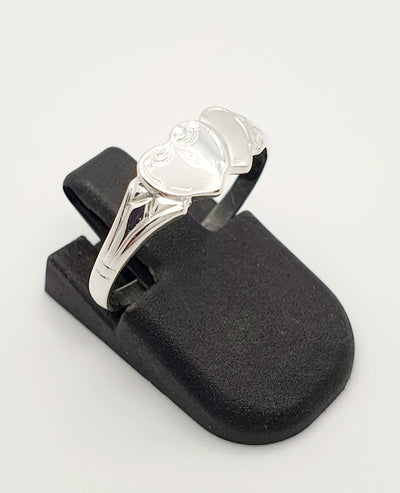S/S Double Heart Signet Ring. Size M 1/2