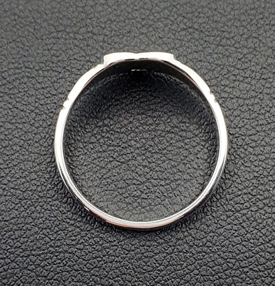 S/S Heart Signet Ring. Size L 1/2