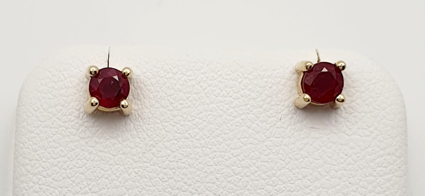 9ct Yellow Gold, Natural Ruby Stud Earrings