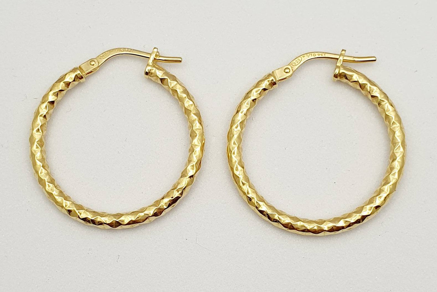 9CT GOLD SILVER FILLED DIAMOND CUT HOOP EARRINGS