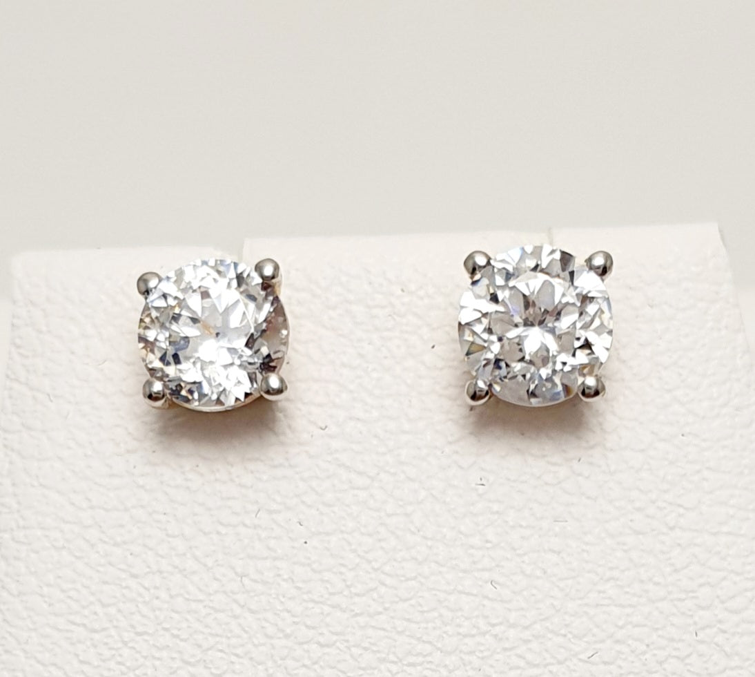 9Ct Yellow Gold Cubic Zirconia Stud Earrings With White Gold Accents On Claw Tips