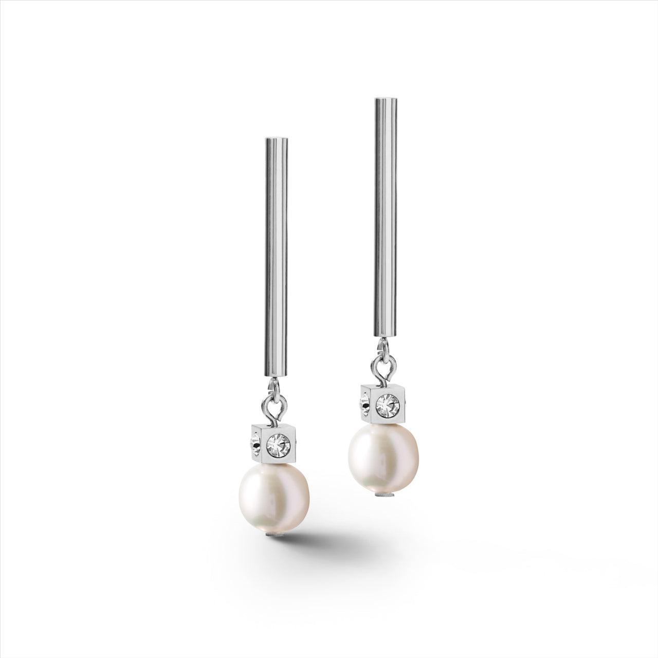 Coeur De Lion, Freshwater Pearls On Stainless Steel Earrings 1102/21-1417