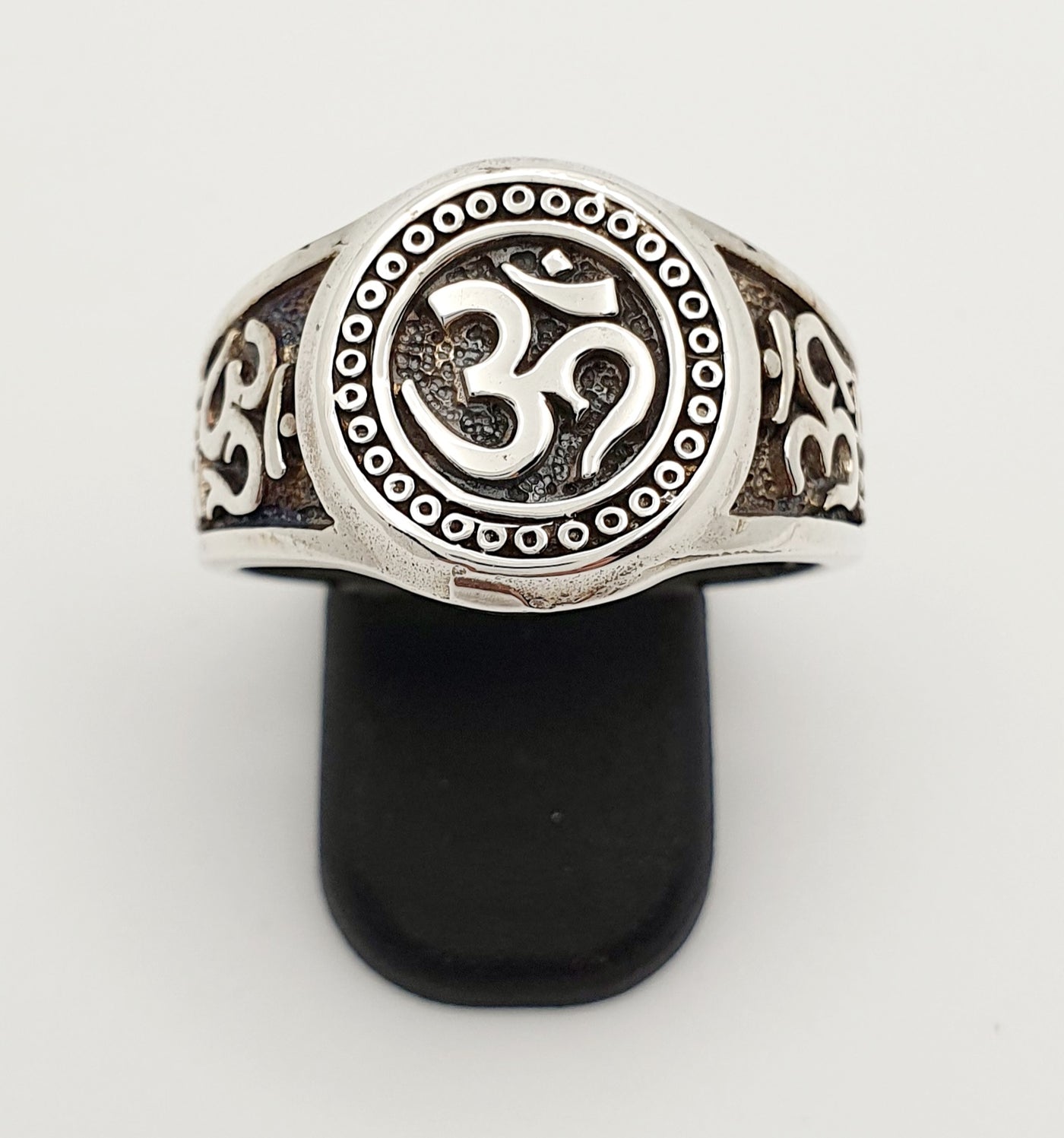 S/S Gents "Ohm" Ring, Size X 1/2