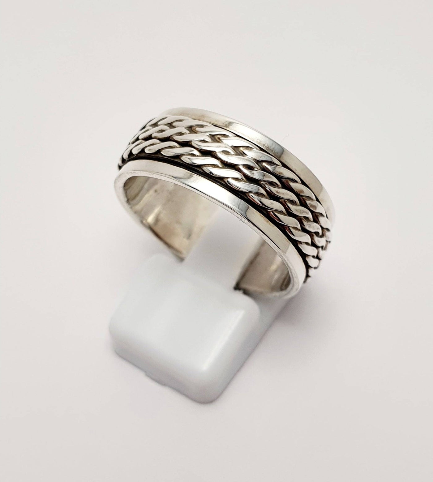 Sterling Silver Mens Ring With Spinning Middle Pattern