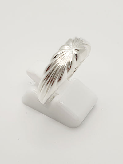 7.5mm Domed Silver Ring With Starburst Ridge Pattern Medium