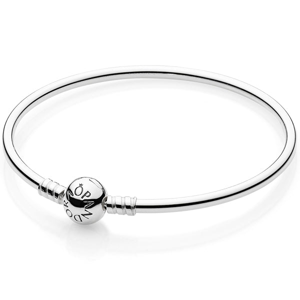 PANDORA Moments Silver Bangle with Spherical Pandora Clasp 17CM