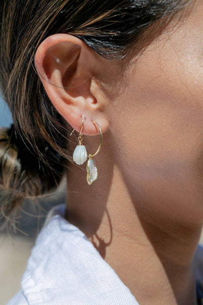 Mini Biwa Pearl Hoop Earrings - Kaimana