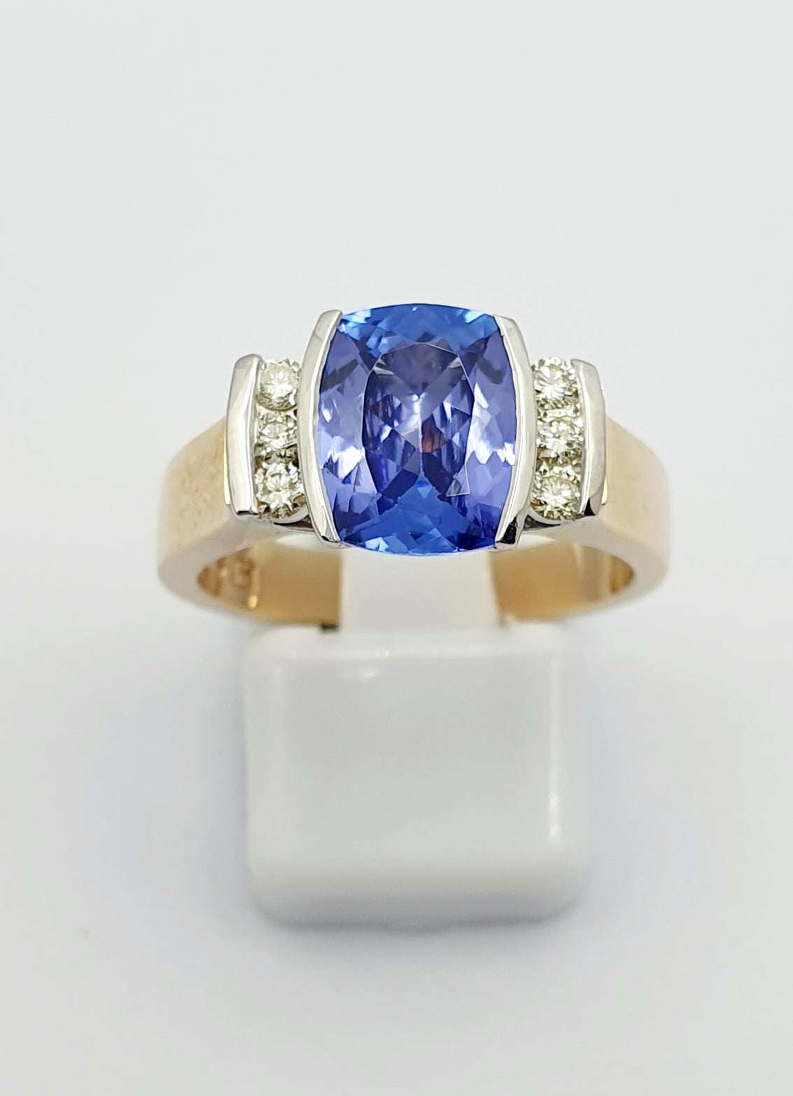 Mark McAskill Designed, 9ct Yelllow and White Gold, Tanzanite and Diamond Ring