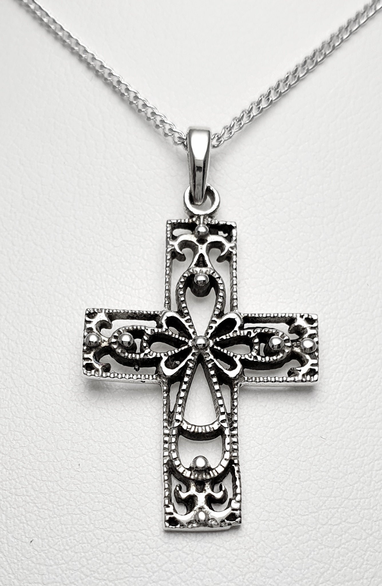 Sterling Silver Filigree Cross Pendant. 30mm Long